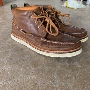 Gold-Cup Sperry Chukka Boots size 10.5